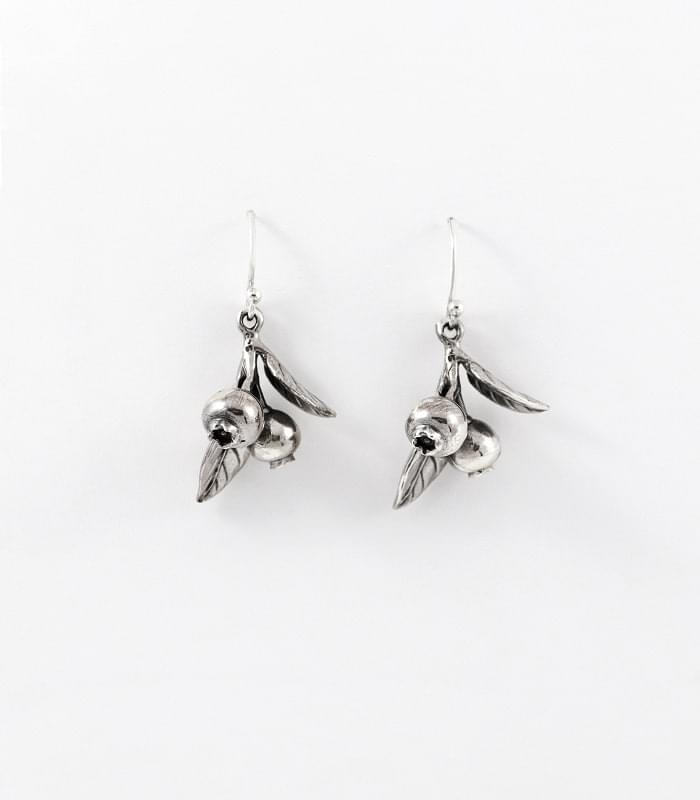 silver sensations-earrings-blueberry silver-5534-min Blueberry Silver Earrings - Image 1